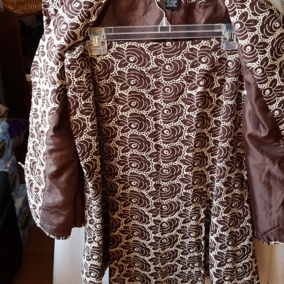 Jacket and skirt set - Picture 3 of 6